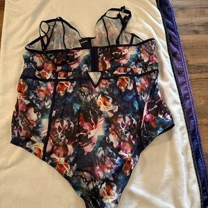 Torrid lingerie size 4 NWTS